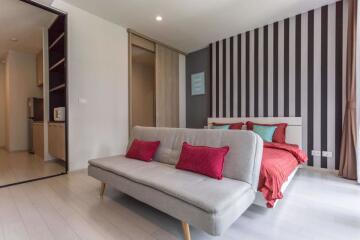 1 bed Condo in Noble Ploenchit Lumphini Sub District C013002