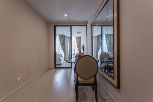 1 bed Condo in Noble Ploenchit Lumphini Sub District C013001