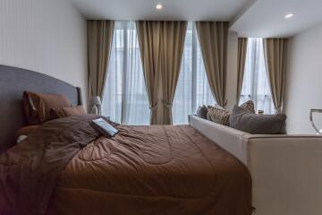 1 bed Condo in Noble Ploenchit Lumphini Sub District C013001