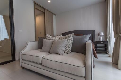 1 bed Condo in Noble Ploenchit Lumphini Sub District C013001