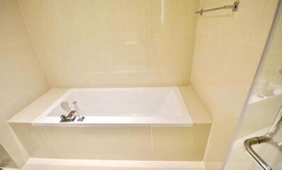 2 bed Condo in H Sukhumvit 43 Khlong Tan Nuea Sub District C012987