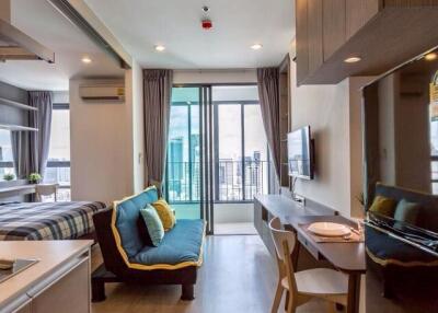 1 bed Condo in Ideo Q Chula-Samyan Mahaphruettharam Sub District C012980