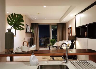 2 bed Condo in The River Khlong Ton Sai Sub District C012976