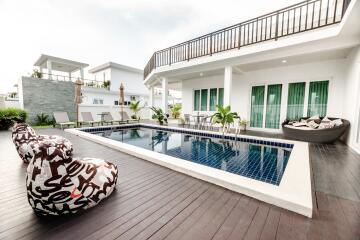 House with Private Pool for Sale in Bang Saray