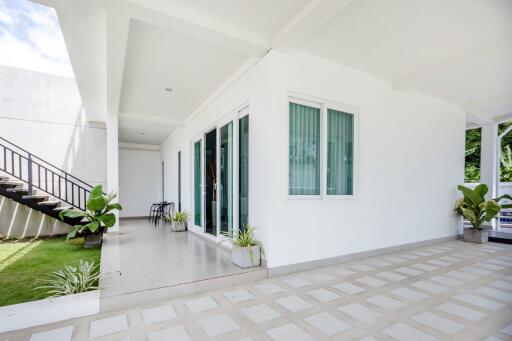 House with Private Pool for Sale in Bang Saray