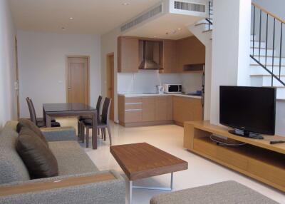 1 bed Duplex in The Emporio Place Khlongtan Sub District D012923