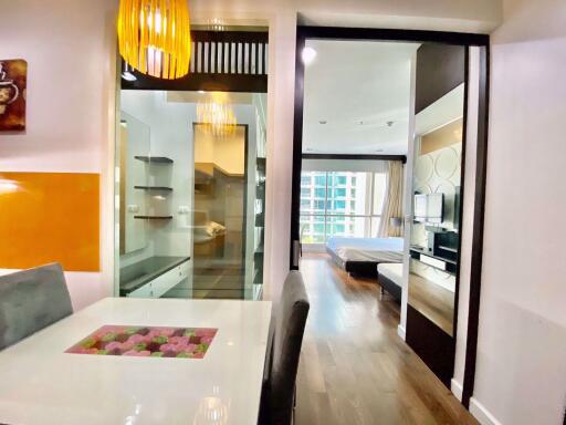 Studio bed Condo in The Address Chidlom Lumphini Sub District C012902