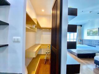 Studio bed Condo in The Address Chidlom Lumphini Sub District C012902