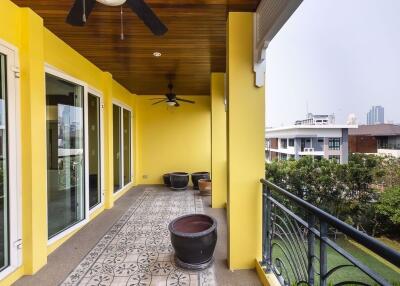 3 bed Condo in Supreme Garden Thungmahamek Sub District C012887