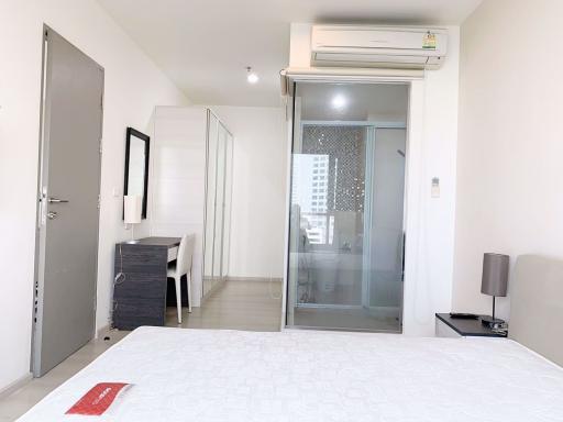 2 bed Condo in Life Ratchadapisek Huai Khwang Sub District C012881