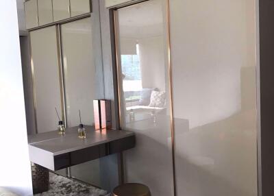 2 bed Condo in Life One Wireless Lumphini Sub District C012854