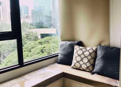 2 bed Condo in Life One Wireless Lumphini Sub District C012854