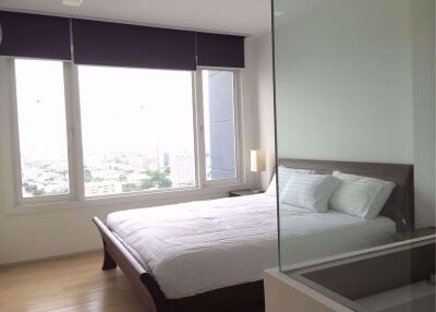 2 bed Condo in Siri at Sukhumvit Phra Khanong Sub District C012830