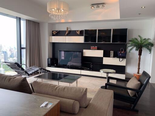 3 bed Condo in The Met Thungmahamek Sub District C012764