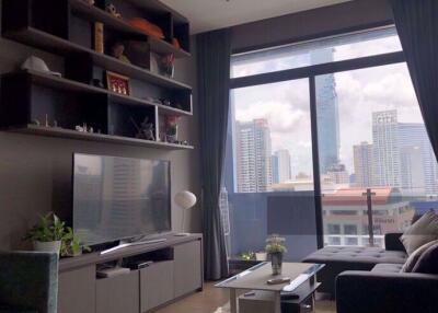 2 bed Condo in The Diplomat Sathorn Silom Sub District C012754