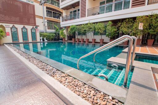 2 Bedrooms Condo in Paradise Residence 2 Jomtien C010613