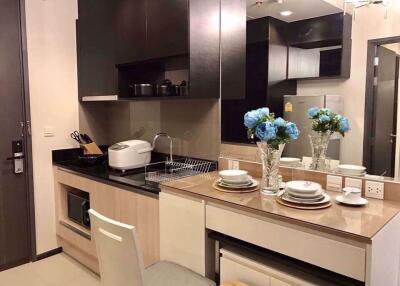 1 bed Condo in Edge Sukhumvit 23 Khlong Toei Nuea Sub District C012722