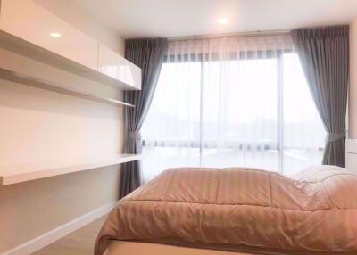 2 bed Condo in Metro Luxe Rose Gold Phahol-Sutthisan Samsennai Sub District C012708