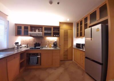 3 bed Condo in Esmeralda Apartments Thungmahamek Sub District C012687