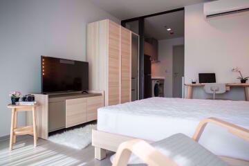 Studio bed Condo in Life Ladprao Chomphon Sub District C012669