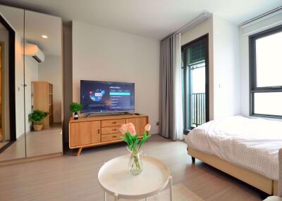 Studio bed Condo in Life Ladprao Chomphon Sub District C012667