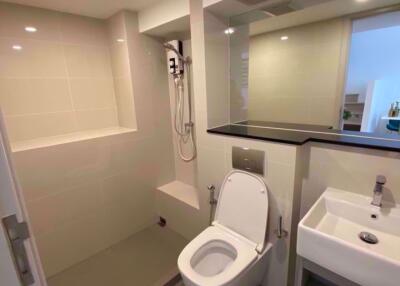1 ห้องนอน, 1 ห้องน้ำ บ้าน ราคา ฿ 32,000/เดือน