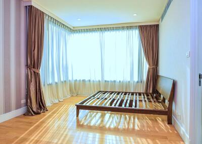 3 bed Condo in Aguston Sukhumvit 22 Khlongtoei Sub District C012642