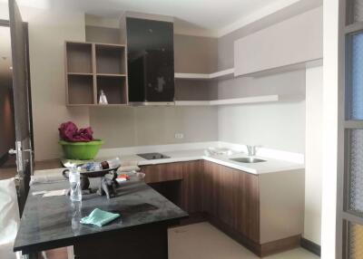 2 bed Condo in Rhythm Sathorn Yan Nawa Sub District C012633