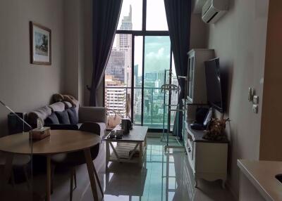 2 bed Duplex in Villa Asoke Makkasan Sub District D012624