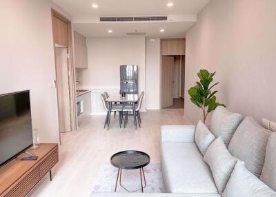 1 bed Condo in Noble Ploenchit Lumphini Sub District C012616