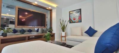 Modern Design Jomtien Pool Villa for Sale