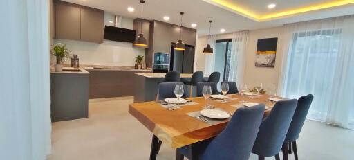 Modern Design Jomtien Pool Villa for Sale