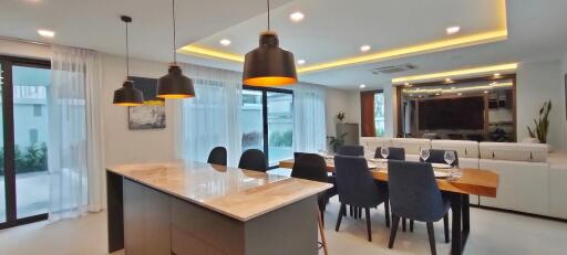 Modern Design Jomtien Pool Villa for Sale