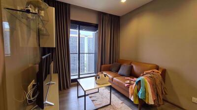 2 bed Condo in The Politan Rive Bang Rak Noi Sub District C012592