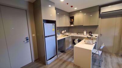 2 bed Condo in The Politan Rive Bang Rak Noi Sub District C012592