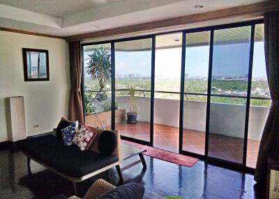 3 bed Condo in PM Riverside Bangphongphang Sub District C012590