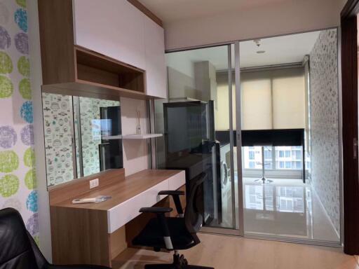 1 bed Condo in Rhythm Sathorn - Narathiwas Thungmahamek Sub District C012588