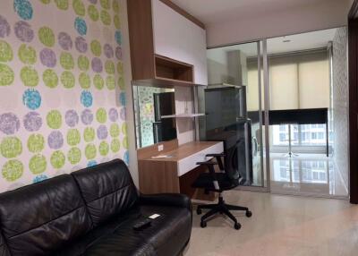 1 bed Condo in Rhythm Sathorn - Narathiwas Thungmahamek Sub District C012588