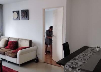 1 bed Condo in Condo One Thonglor Phra Khanong Sub District C012564