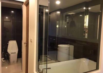 1 bed Condo in Rhythm Sukhumvit Phra Khanong Sub District C012560