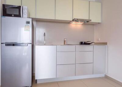 2 bed Condo in The Lofts Ekkamai Phrakhanongnuea Sub District C012529