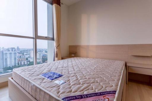 2 bed Condo in Rhythm Ratchada Samsennok Sub District C012522