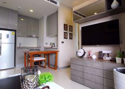 1 bed Condo in M Silom Suriyawong Sub District C012515