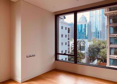 1 bed Condo in Sindhorn Residence Lumphini Sub District C012502