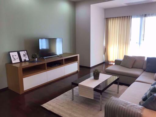 2 bed Condo in Noble Ora Khlong Tan Nuea Sub District C012490