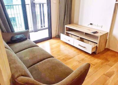 1 bed Condo in The Vertical Aree Samsennai Sub District C012486