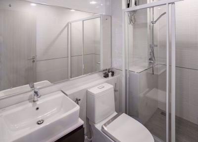 2 ห้องนอน, 1 ห้องน้ำ คอนโด ราคา ฿ 26,000/เดือน