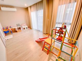 3 ห้องนอน, 4 ห้องน้ำ บ้าน ราคา ฿ 12,500,000