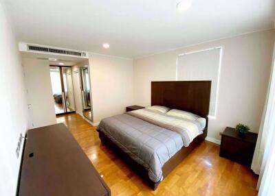 2 bed Condo in Baan Siri Ruedee Lumphini Sub District C012466