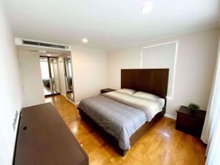 2 bed Condo in Baan Siri Ruedee Lumphini Sub District C012466